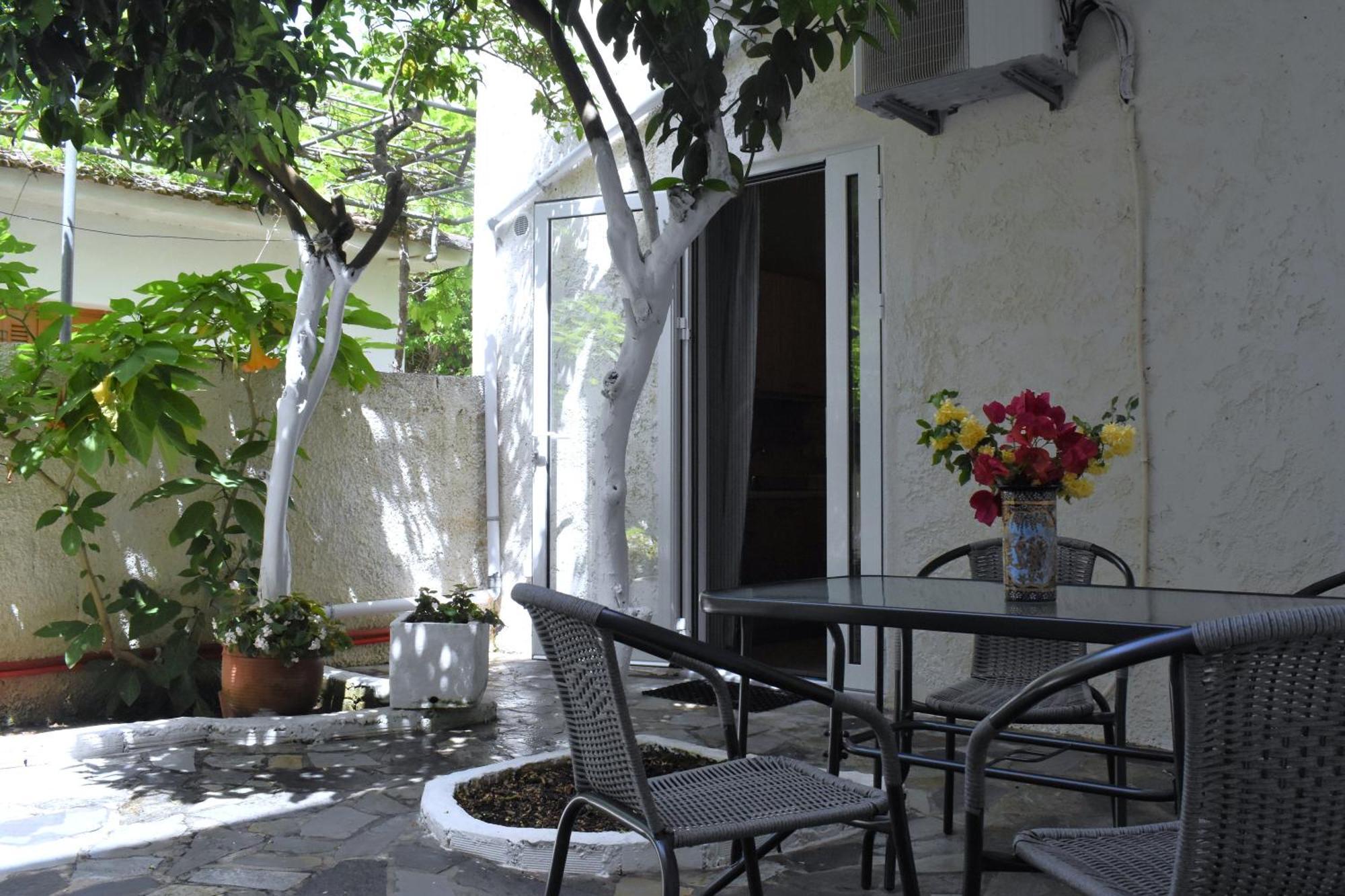 Starvillas Apartments And Studios Agia Efimia Esterno foto
