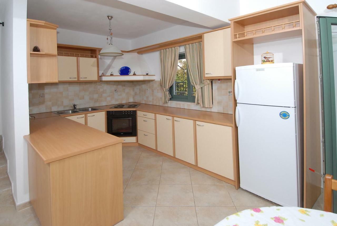 Starvillas Apartments And Studios Agia Efimia Esterno foto